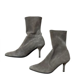Stuart Weitzman Gray Midcalf Kitten Heel Booties Sz 7